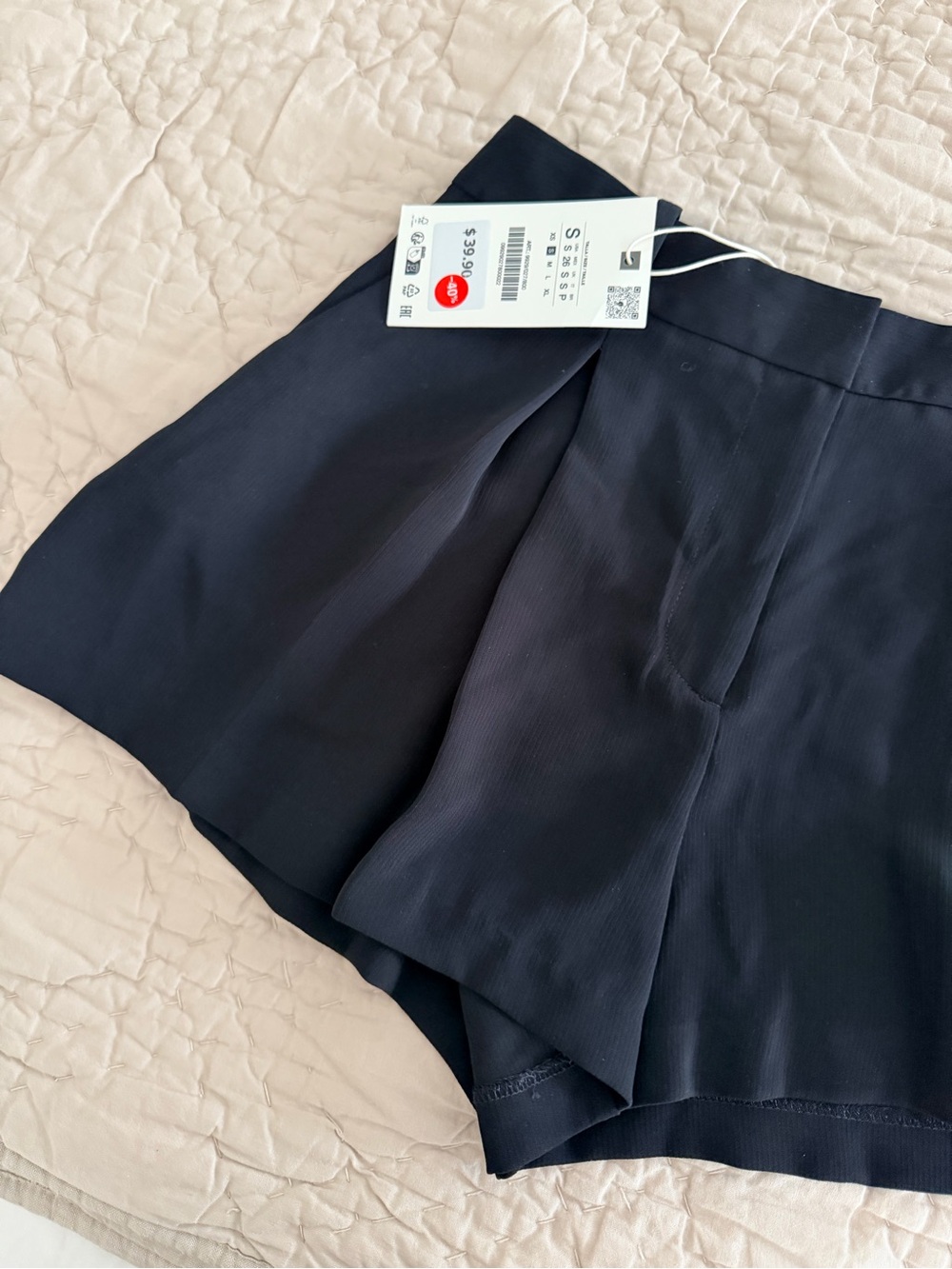 Zara Black Women's Tailored pleated Shorts